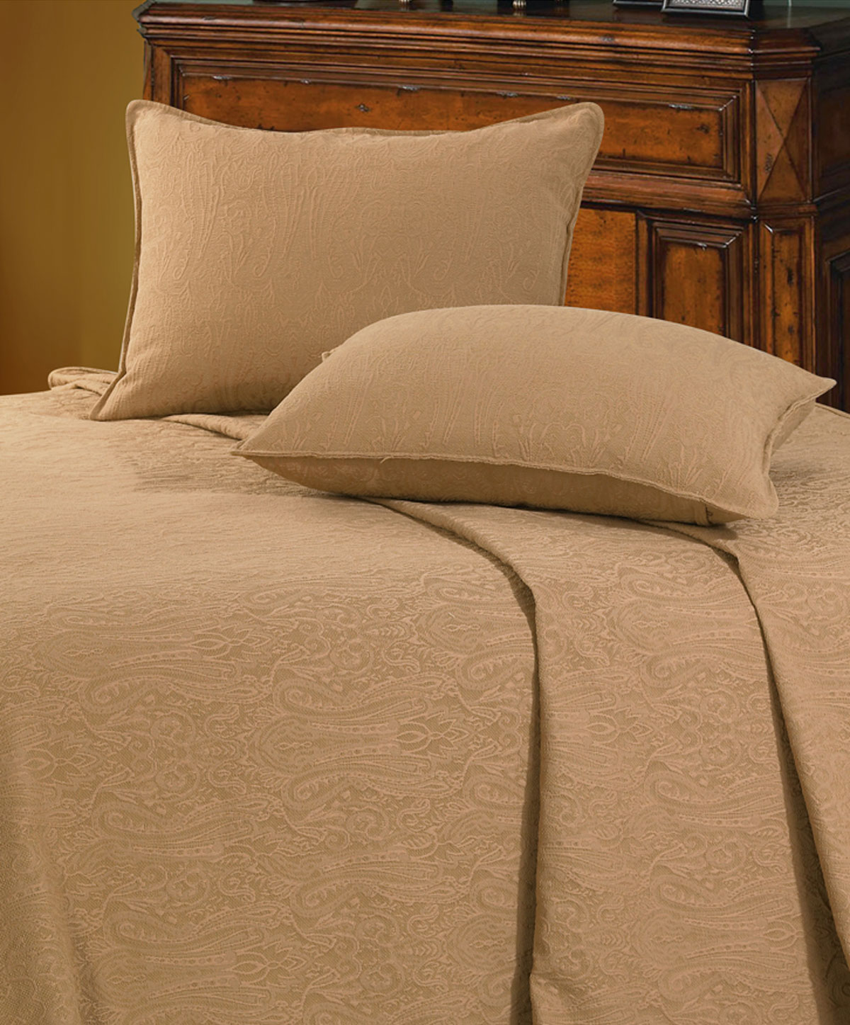 Paisley Matelasse Coverlet Set by HiEnd Accents HomeMax