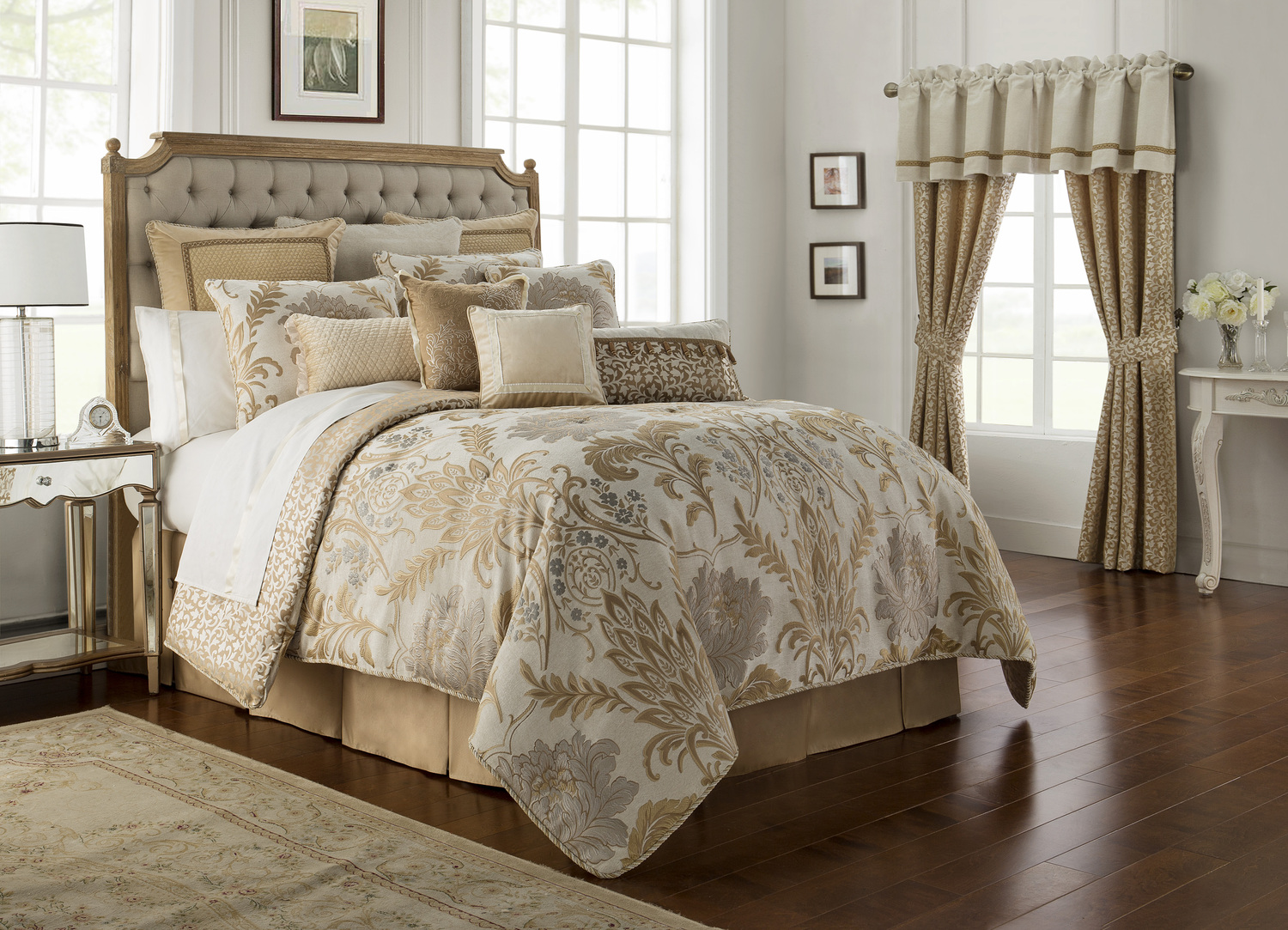 Ansonia Ivory and Gold by Waterford Luxury Bedding